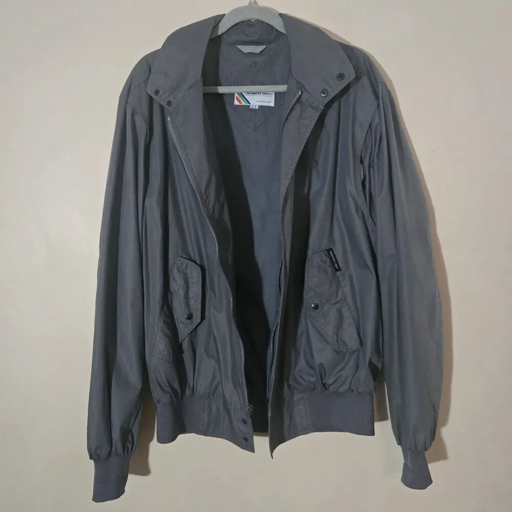 VTG 80s Members Only Iconic Cafe Racer Bomber Jacket 40L Grey Epaulets Aviator